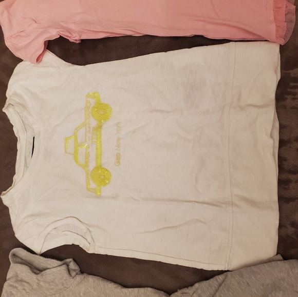 Gap and Carter's 4t tops - Picture 2 of 5